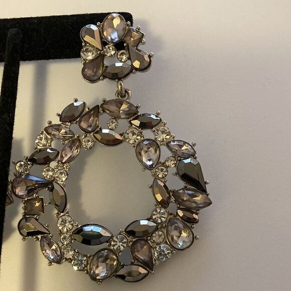 NWOT Handcrafted Large Round Crystal & Silver-tone Earrings with Post Closure. - Picture 5 of 6